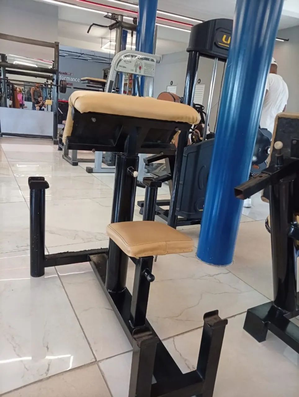 Máquina de academia  - Foto 2
