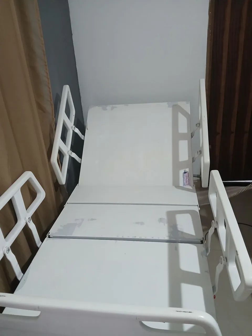Cama hospitalar motorizada  - Foto 4