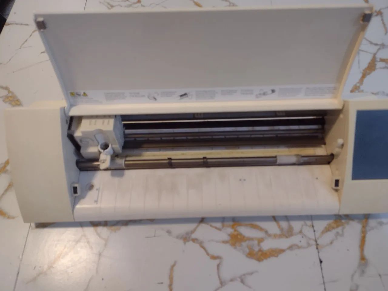 Silhouette cameo 2, valor de desapego, funciona normal  - Foto 3