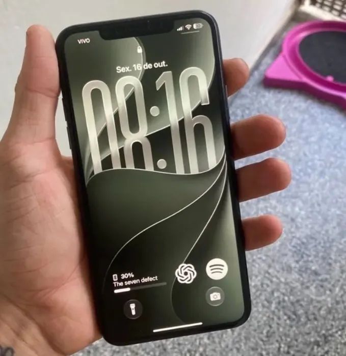 iPhone 11 black 128gb