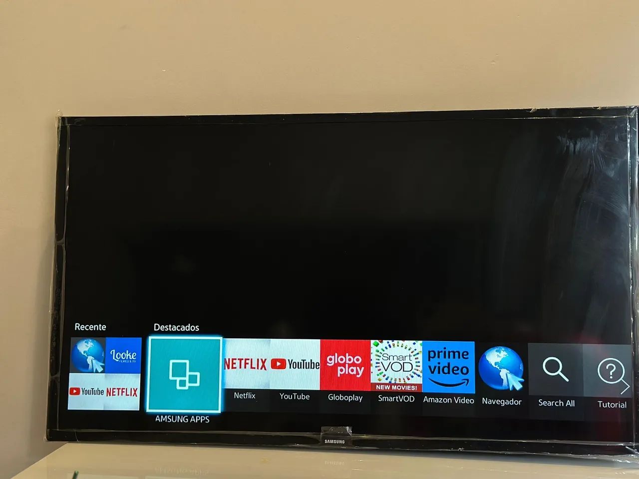 Smart tv Samsung 40 polegadas no plástico  - Foto 3