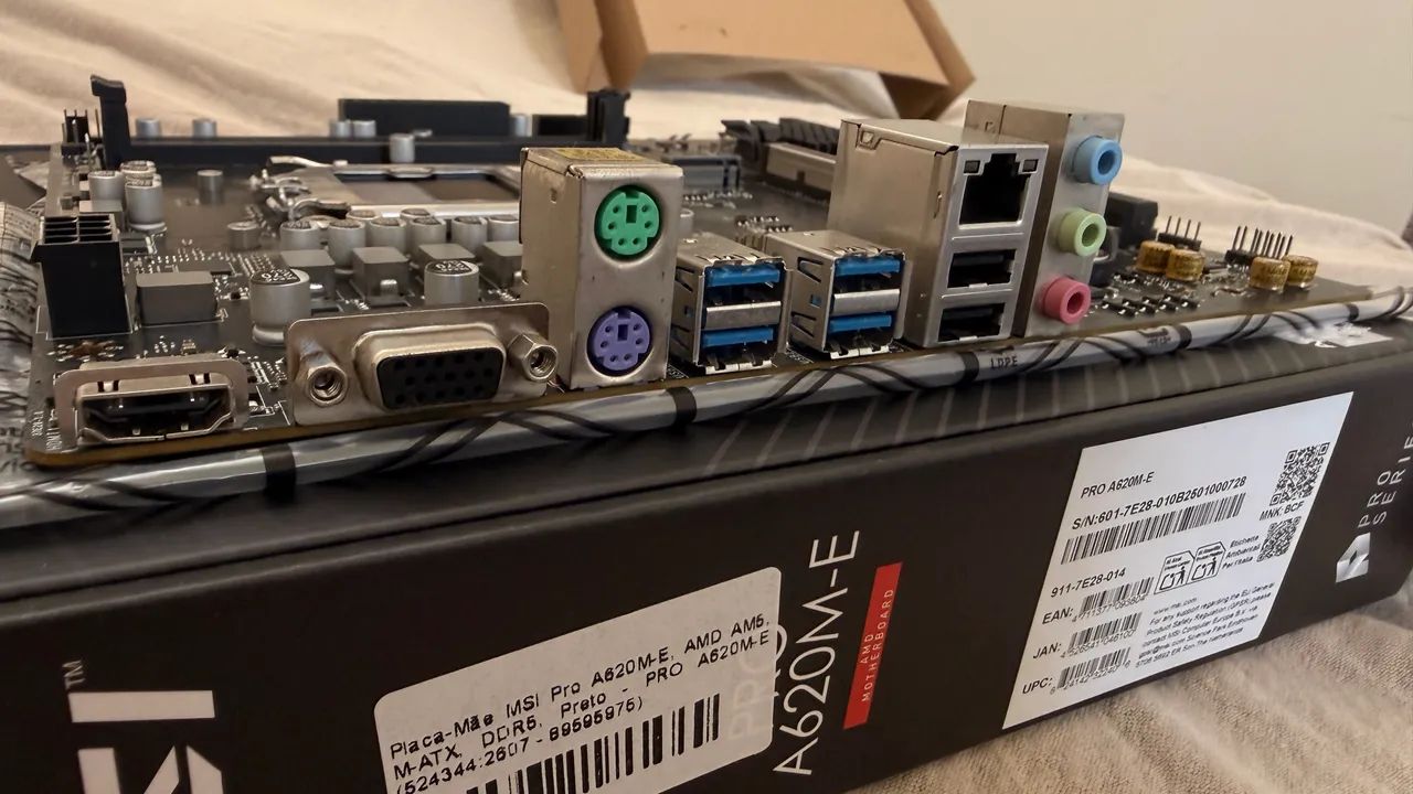 PLACA MAE MSI PRO A620M-E, DDR5, SOCKET AMD AM5, M-ATX, CHIPSET AMD A620M - Foto 4