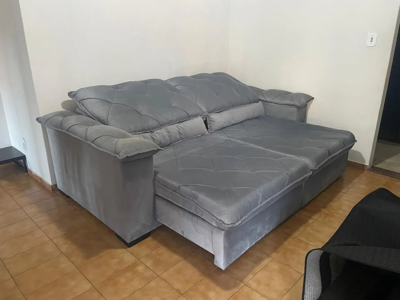 Vendo sofá retrátil 3 metros  - Foto 3