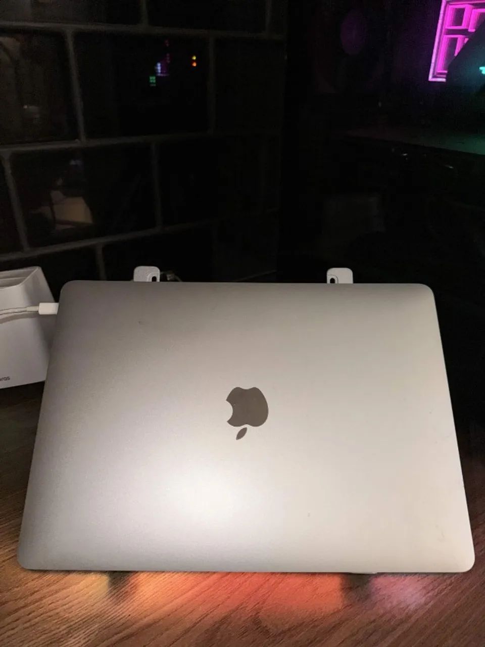 Macbook Pro 13 2017 - 2 Port Thunderbolt | 8 GB RAM | 250GB NVMe