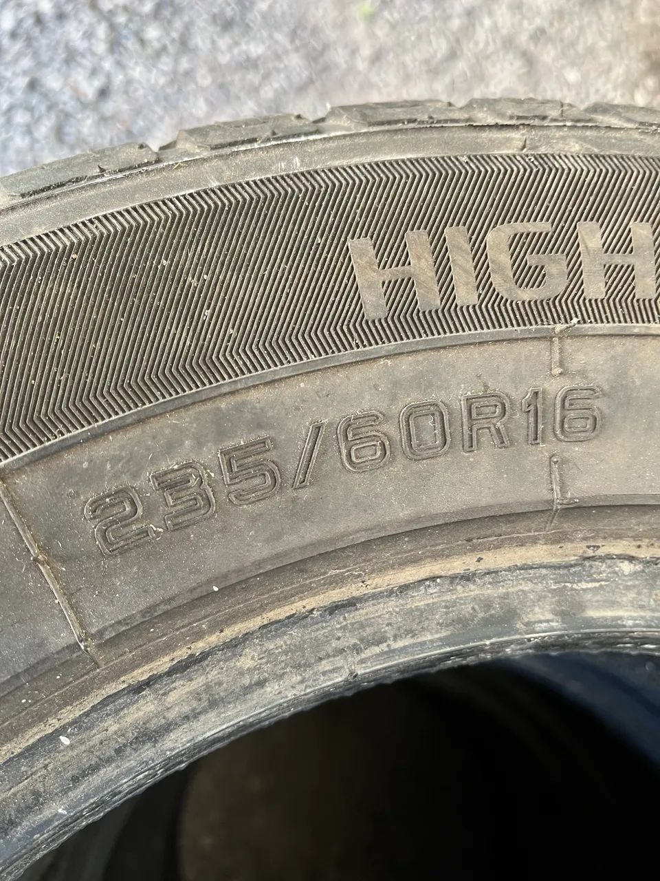 Pneus 235/60 R16  - Foto 2