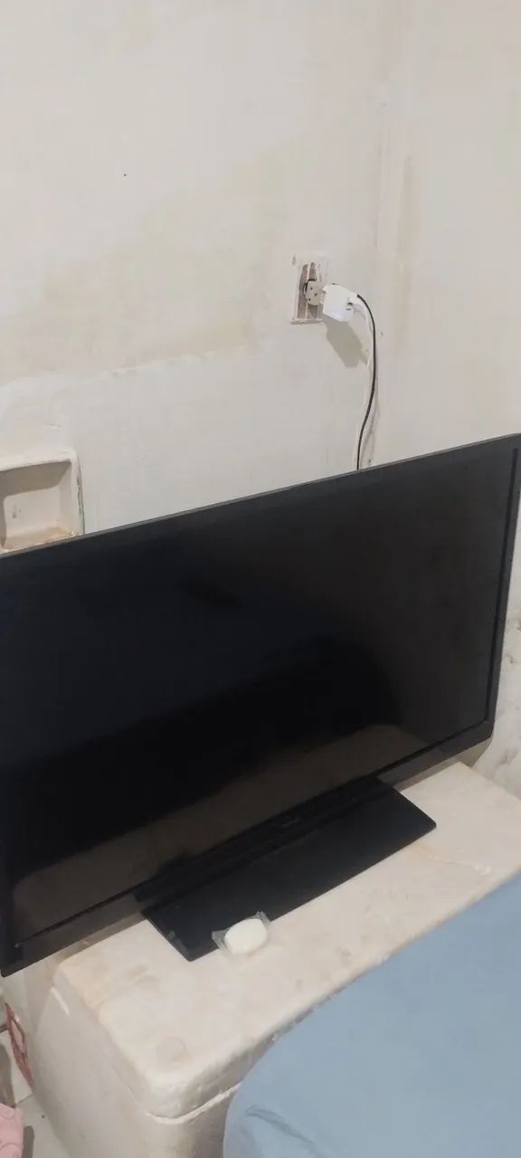 Vende-se tv Philips 43 polegadas 