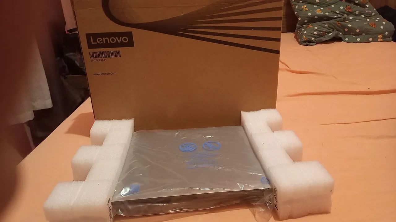 Notebook Lenovo  - Foto 2
