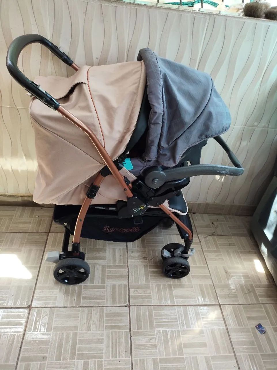 Kit carrinho bebê+ bebê conforto  - Foto 2