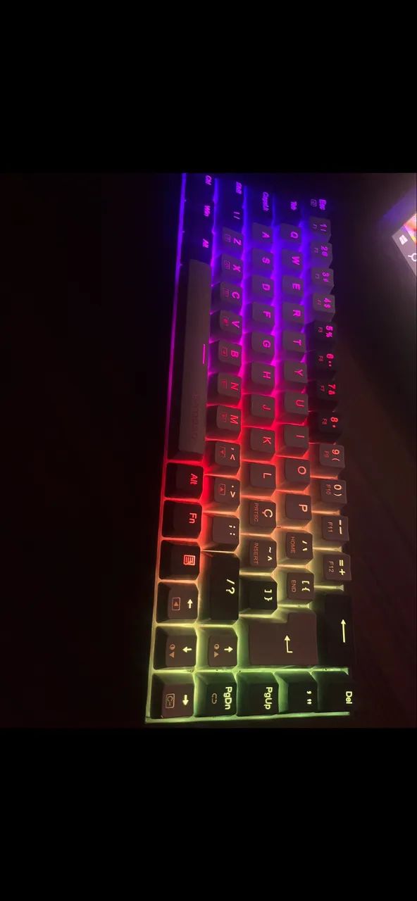 teclado mecanico e-yooso z686 switch vermelho com 68 teclas - Foto 2