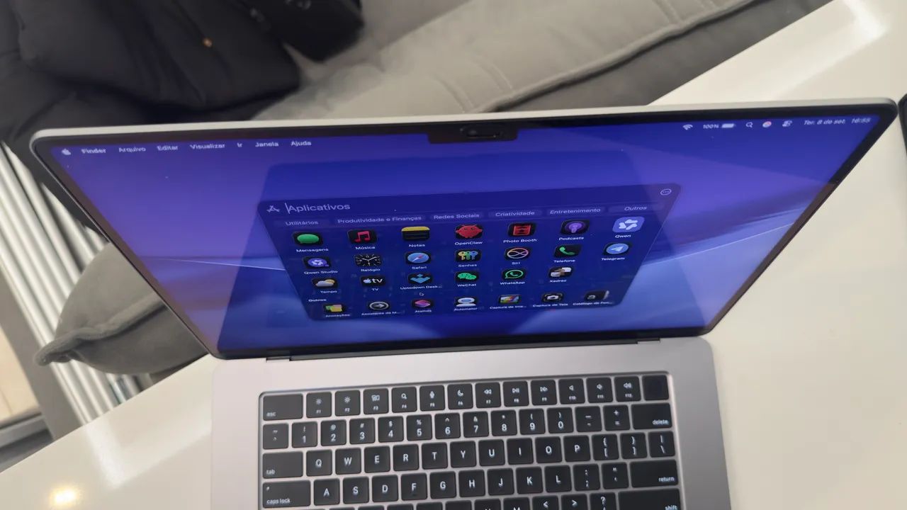 MacBook Air M3 2024 512GB SSD/16GB RAM 15.3Pol 