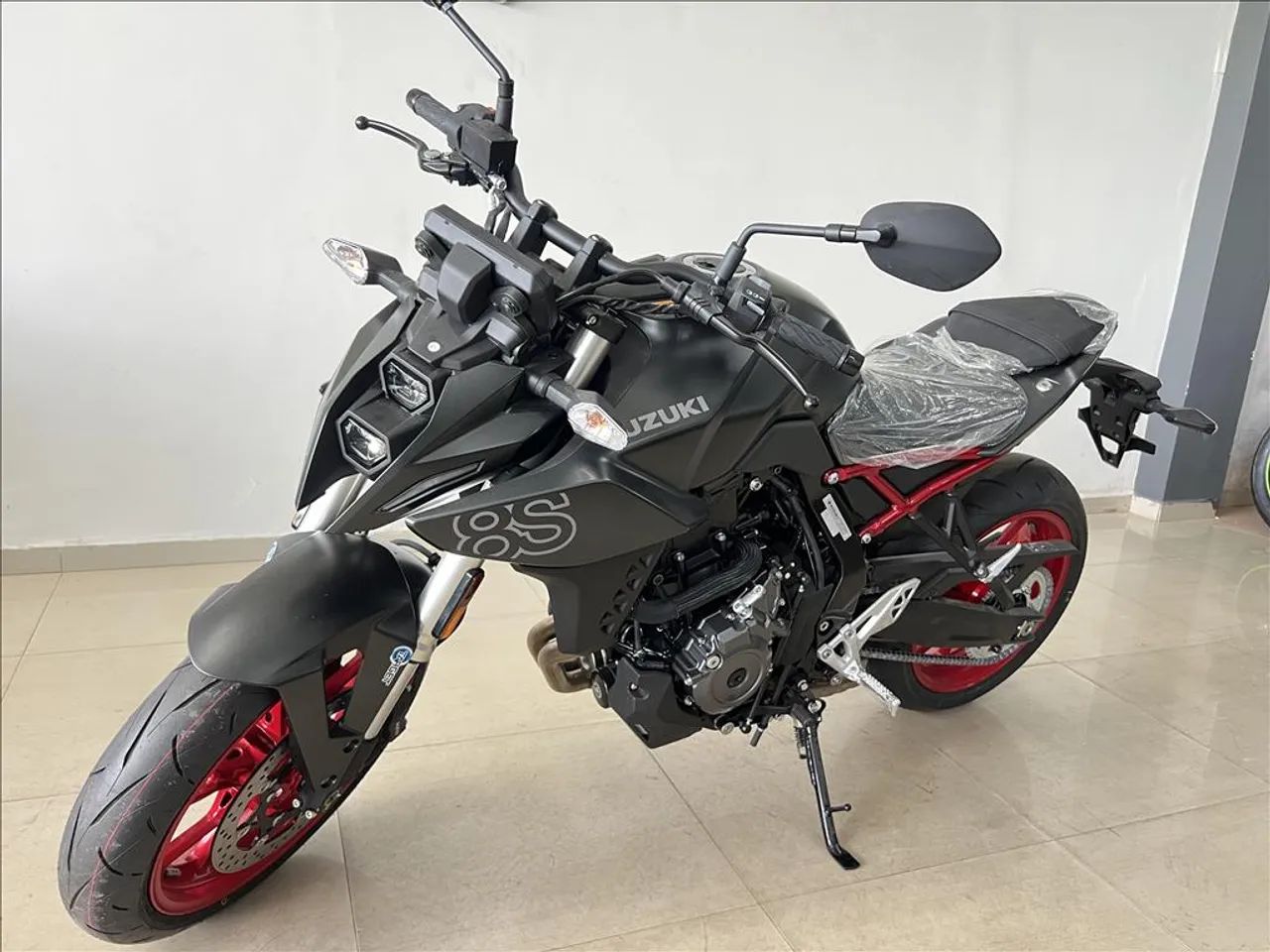 SUZUKI GSX 8S - Foto 4