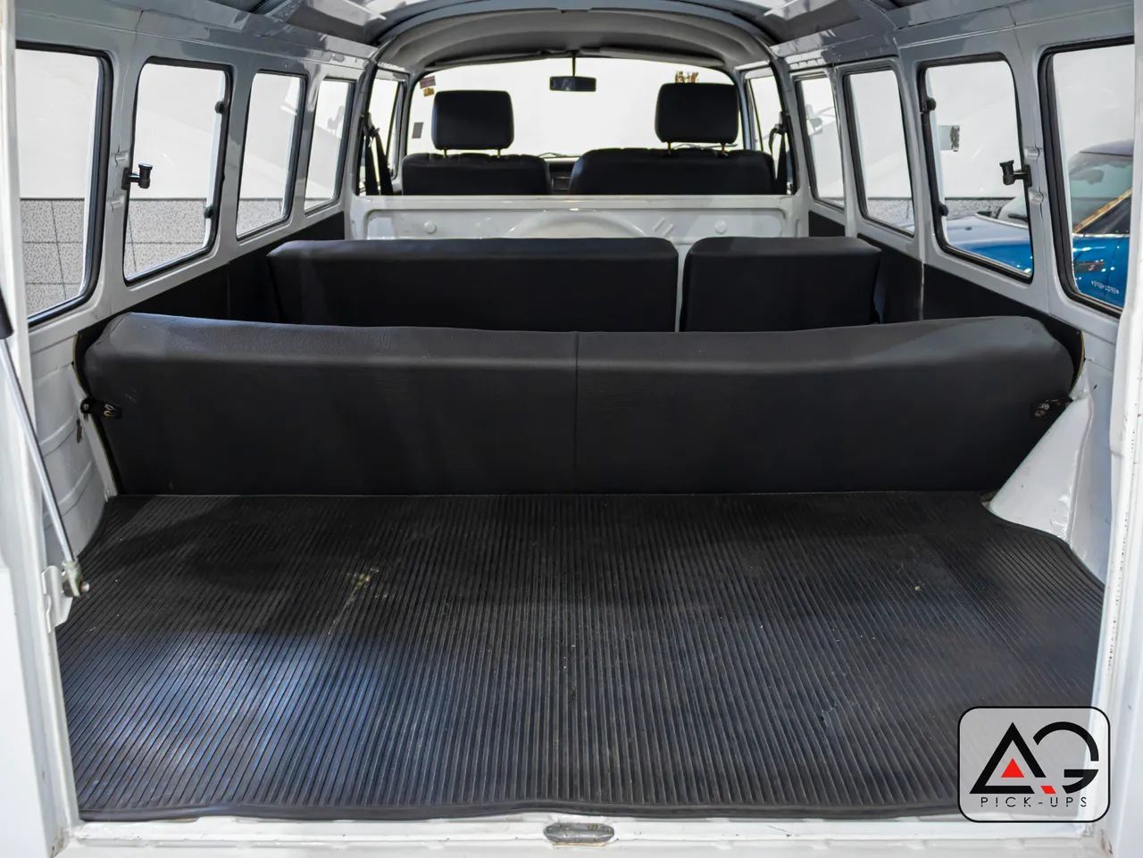 Volkswagen Kombi Standard/ Luxo/ Série Prata, foto 14 de 20