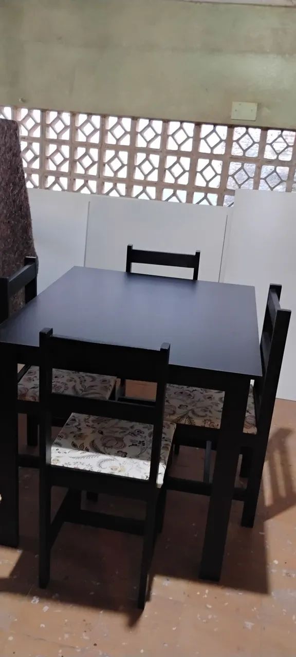 Mesa e Cadeiras - Foto 3