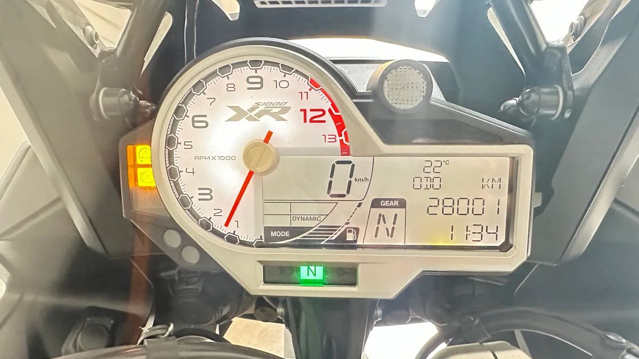BMW XRs1000