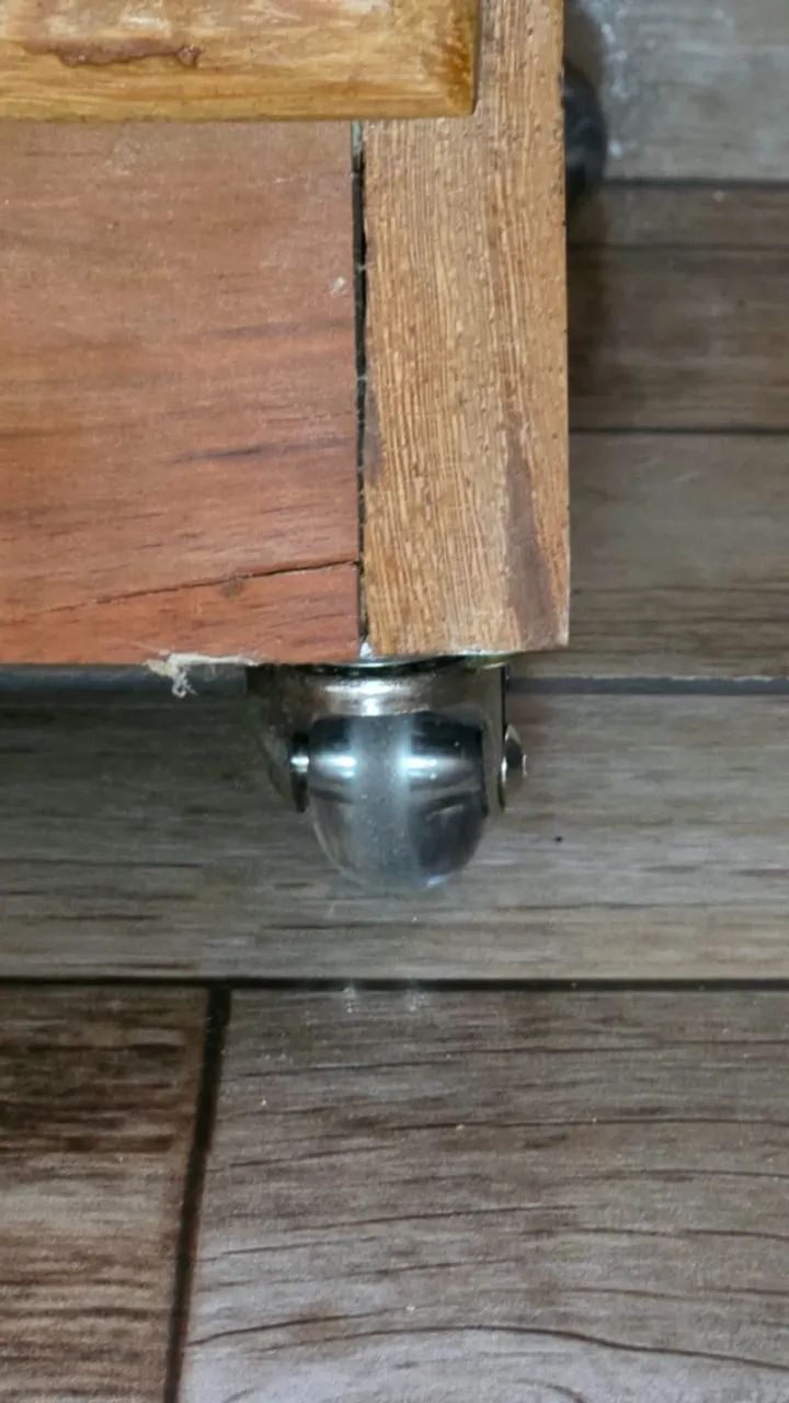 COMODA 5 GAVETAS NOVA - Foto 3
