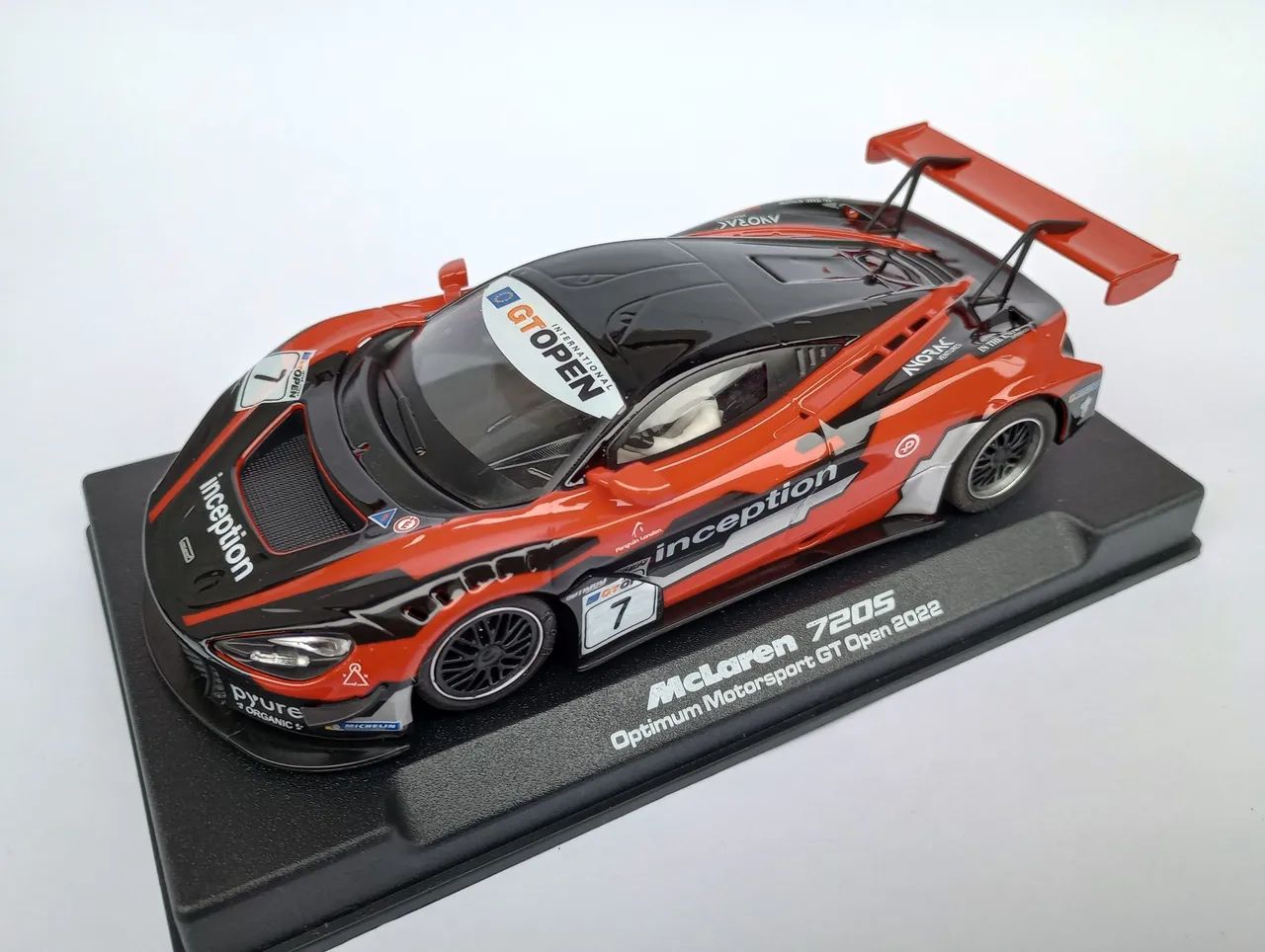 Carro de autorama McLaren 720S Y.CO #96 British GT 2020 - Escala 1:32