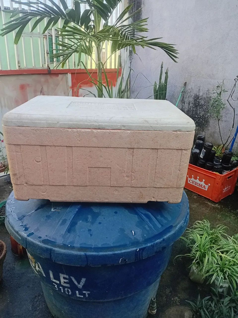 Caixa de Isopor 70 litros - Foto 5
