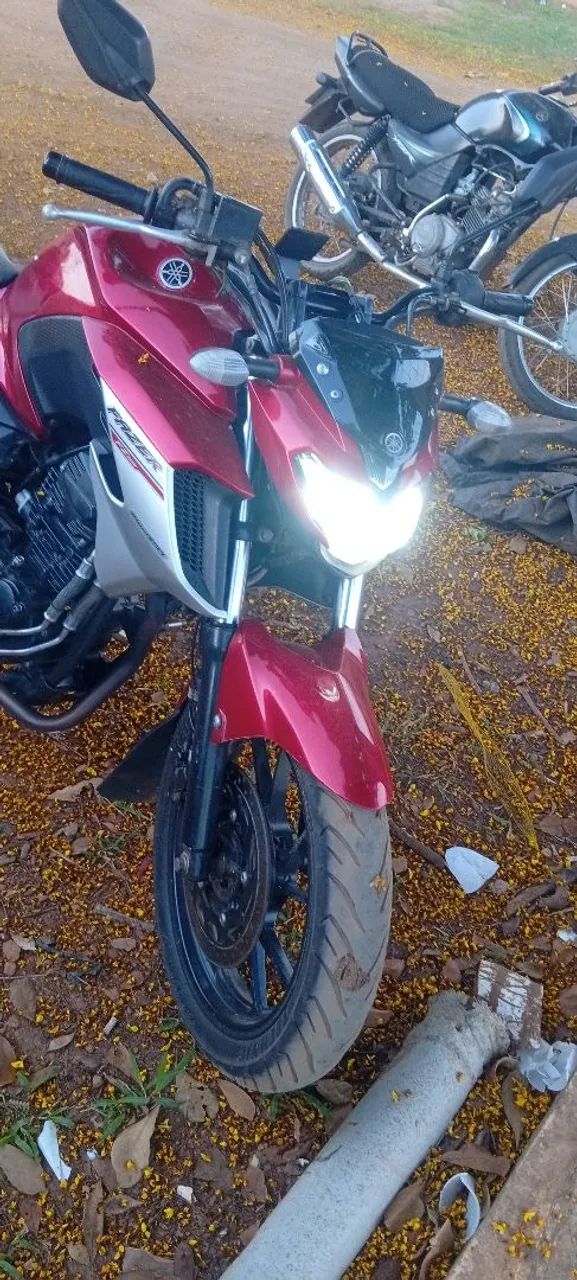 Fazer 250