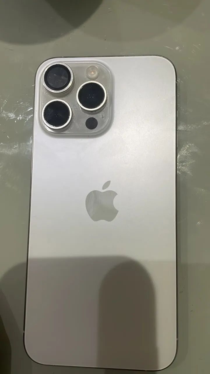 iPhone 15 pro max - Foto 2