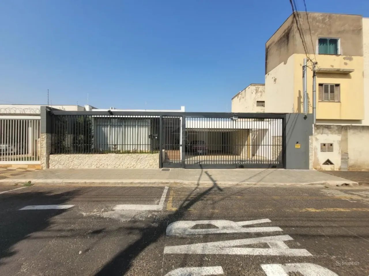 Casa para locação no bairro Brasil