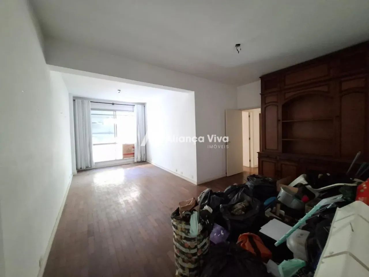 Laranjeiras | Apartamento 4 quartos, sendo 1 suite