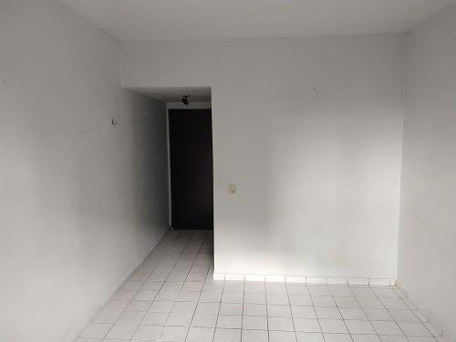 Apartamento perto do Sport. Alugue: 570 mais taxas total: 900,00 - Foto 3
