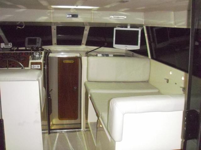 Lancha obra Capri 32 Fly - Barco de represa! Oportunidade única!! - Foto 10