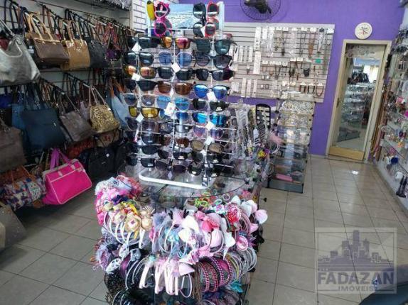 Loja de bijuterias, bolsas e acessórios femininos por r$ 49.000 - capão raso - curitiba/pr