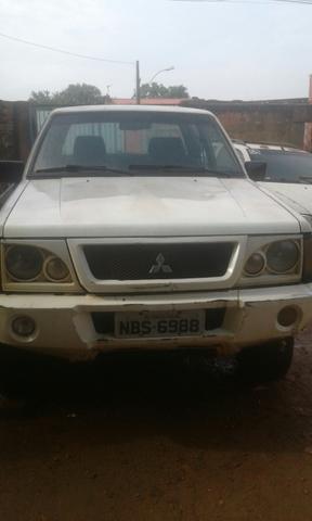 L 200 2006 - Foto 3