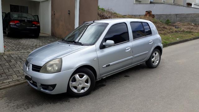 Clio PRI 1.6 2006 4P completo 110cv Prata