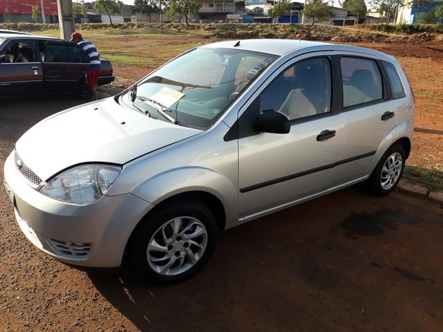 Vendo fiesta hatch 06 1.6 flex