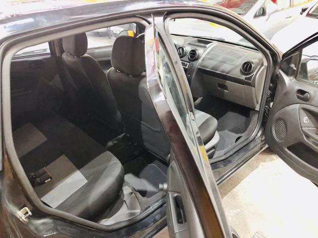 Ford Fiesta Hatch Completo Ano: 2012 R$: 19.900,00 - Foto 9