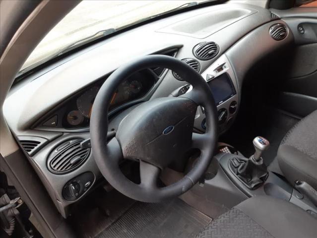 Ford Focus 1.6 gl 8v - Foto 5