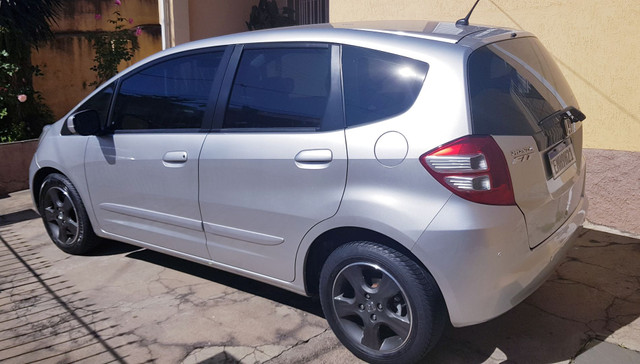 FIT LXL 54.000km - Foto 4