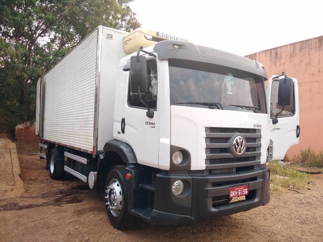 VW CONSTELLATION 17-190