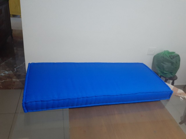 Futon Turco 50x120cm Acquablock Azul