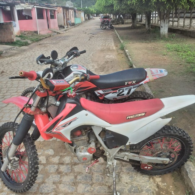 XR200 E LANDER 250