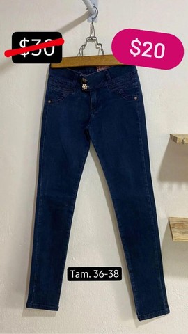 OPORTUNIDADE! Calça jeans cintura média - TAM. 36/38