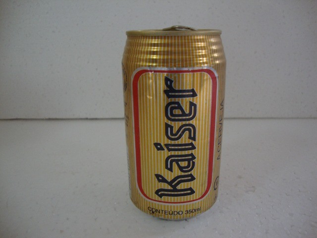 Lata antiga alumínio Cerveja Kaiser .