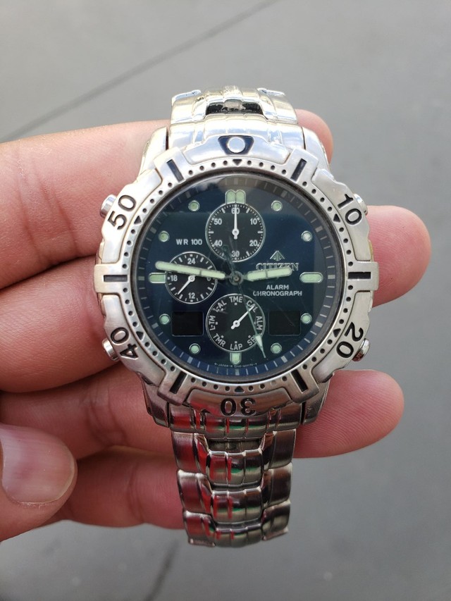 citizen c330