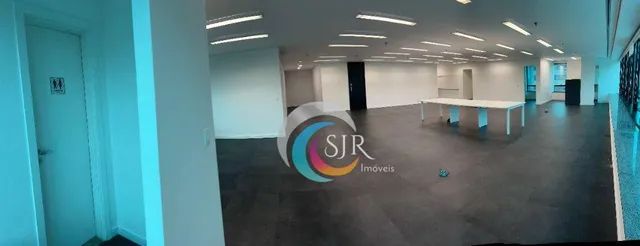 Sala comercial de 237m² com 6 vagas de garagem, piso elevado, forro de gesso, luminárias,  - Foto 2