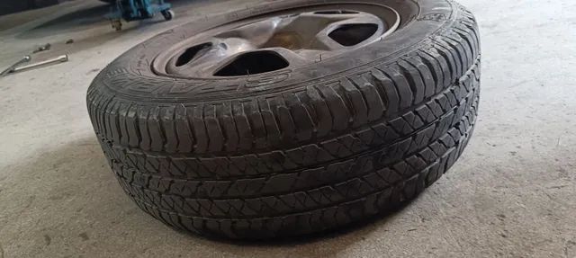 Pneu 215/65/16