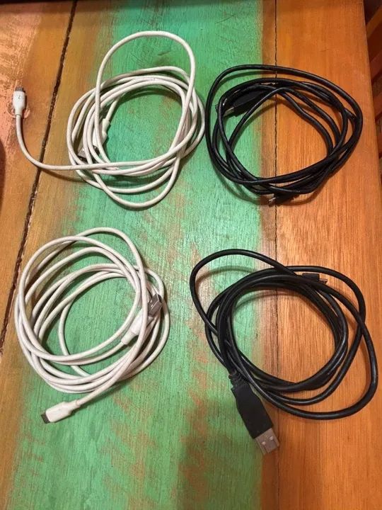 PlayStation 4 Slim com Óculos VR + Jogos + 2 Controle - Excelente Estado! - Foto 4