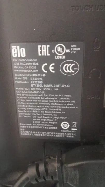 Vendo tela Touchscreen de Sinalização Digital 42" 4202L com modulo de computador - Foto 3