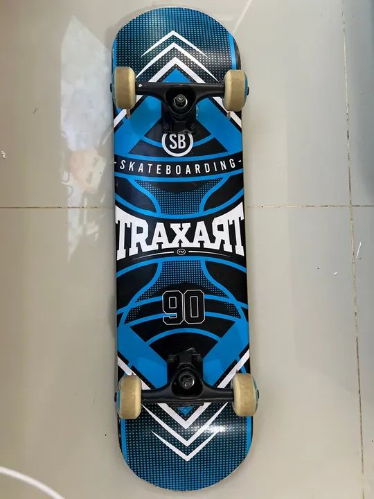 Skate Profissional Traxart - DW230
