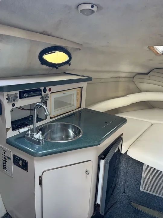 Lancha REGAL comodore 262  - Foto 8