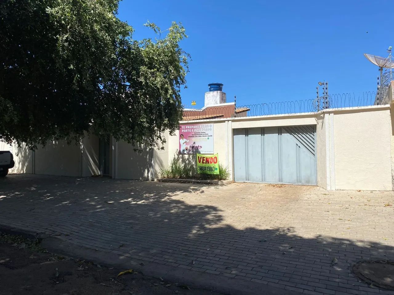 CASA 704 SUL