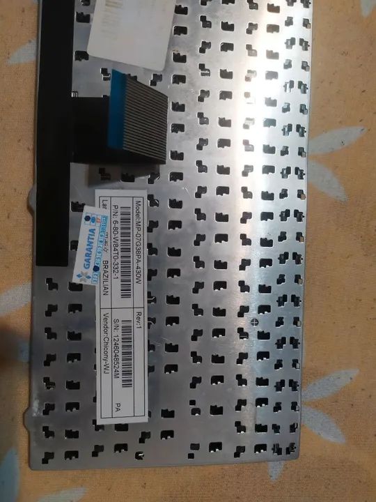 Teclado para notebook Model: MP-07G38PA-430W - Foto 2