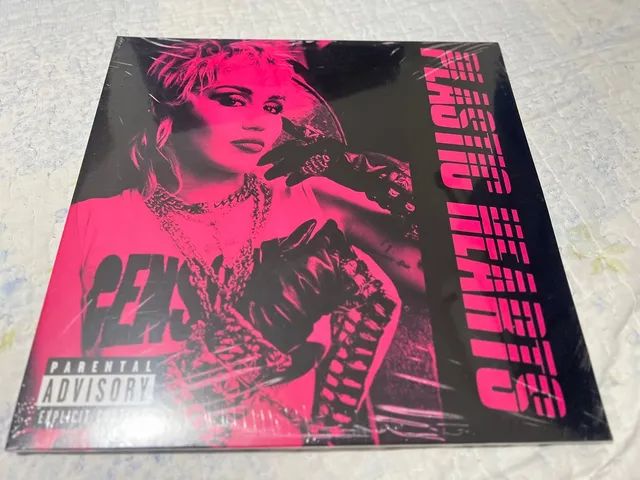 Miley Cirys vinil lp Plastic Hearts LEIA