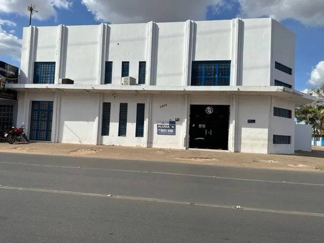 Locação. Imovel de esquina. 740 m2 de área construida.  Av Ataide Teive. - Foto 3